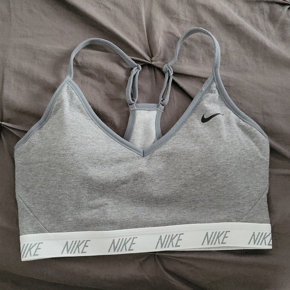 Sports bra